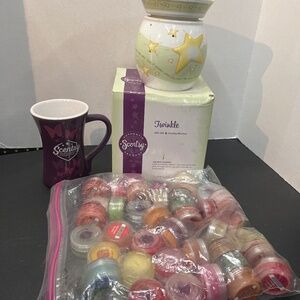 Scentsy Lot of Med warmer, mug & 40+Mini Party Testers SCENTS Consultant Samples